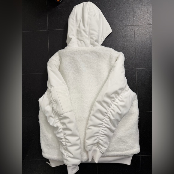 [NWT] Adidas x IVY PARK Unisex Icy Park 1/2 Zip Sherpa Hoodie Jacket | White - Picture 6 of 7